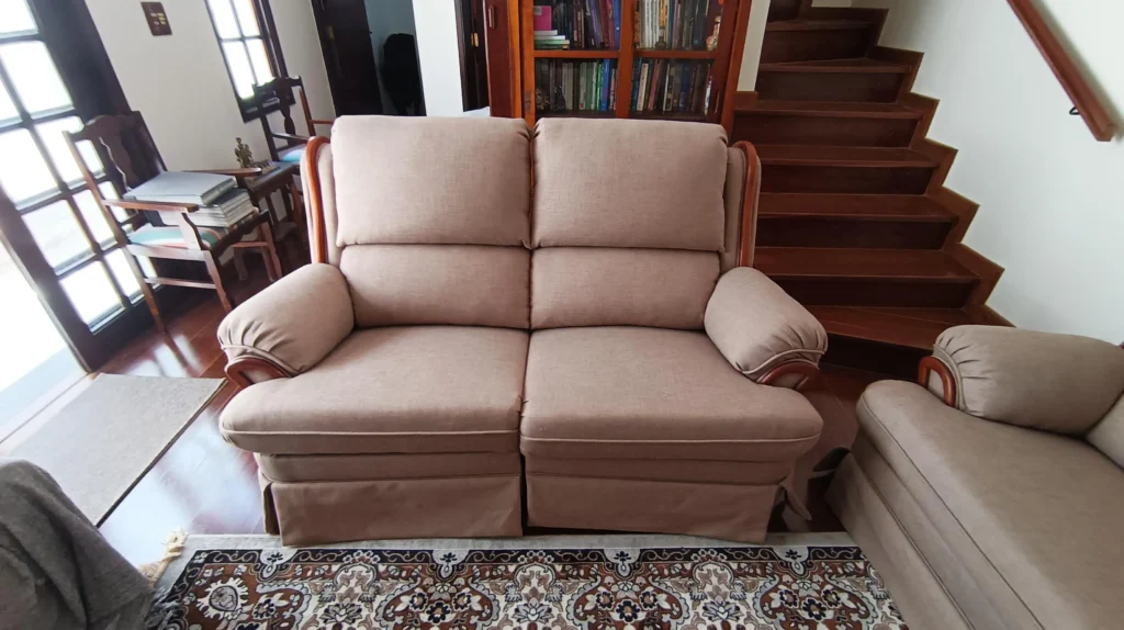 Reforma De Sofá Na Zona Leste SP (11) 914031526