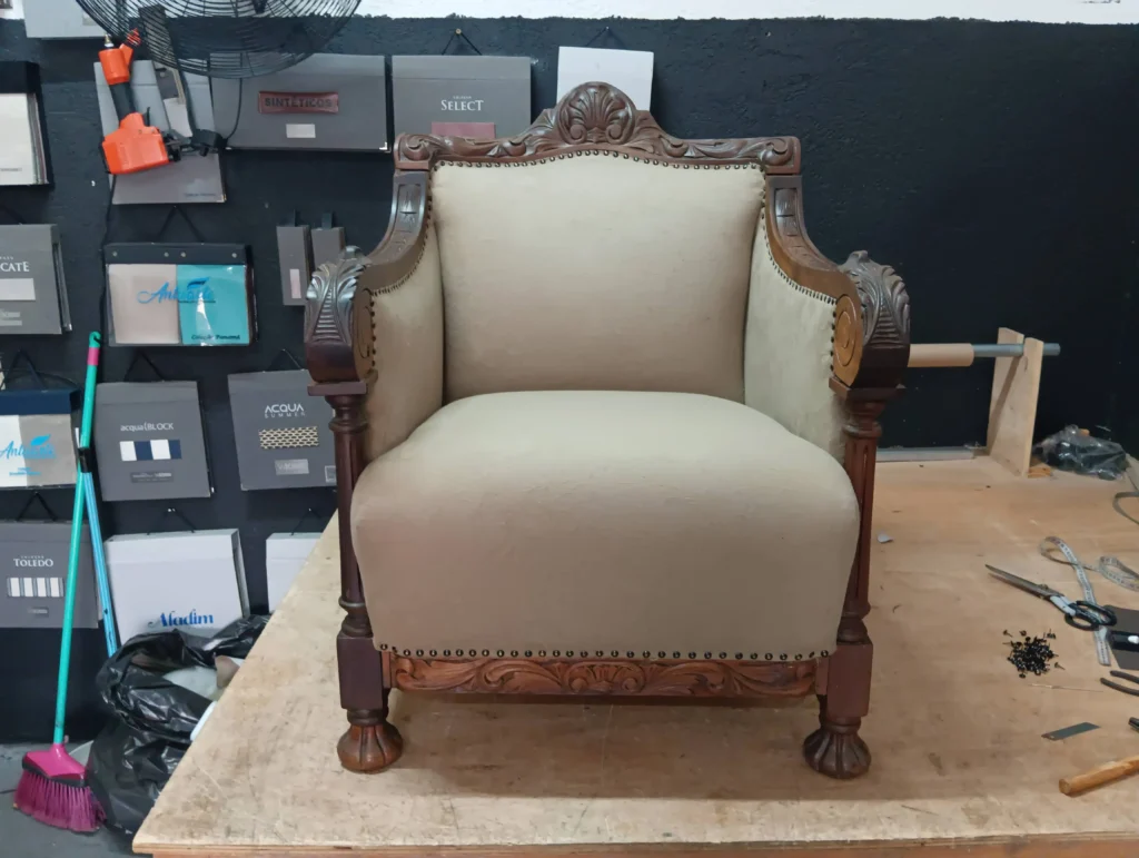 Reforma de sofá em Perdizes 5 Tapeçaria de reforma de sofá perdizes