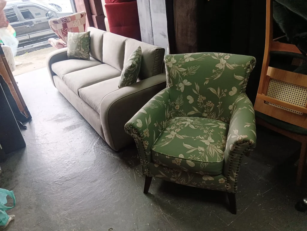 Reforma de sofá no jardim monte kemel 5 conserto de sofás elétricos