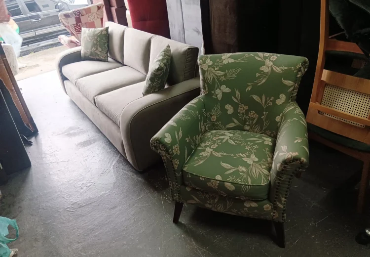 Reforma de sofá em Indianópolis 5 conserto de sofás elétricos