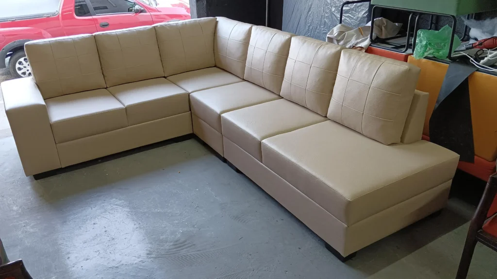 Reforma de sofá no Aricanduva 1 Reforma de sofá no horto florestal